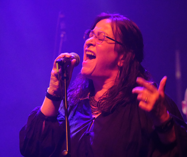 Power Frau Blues
